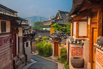 Day 3: Highlights & Hidden Gems With Locals: Best of Seoul Private Tour