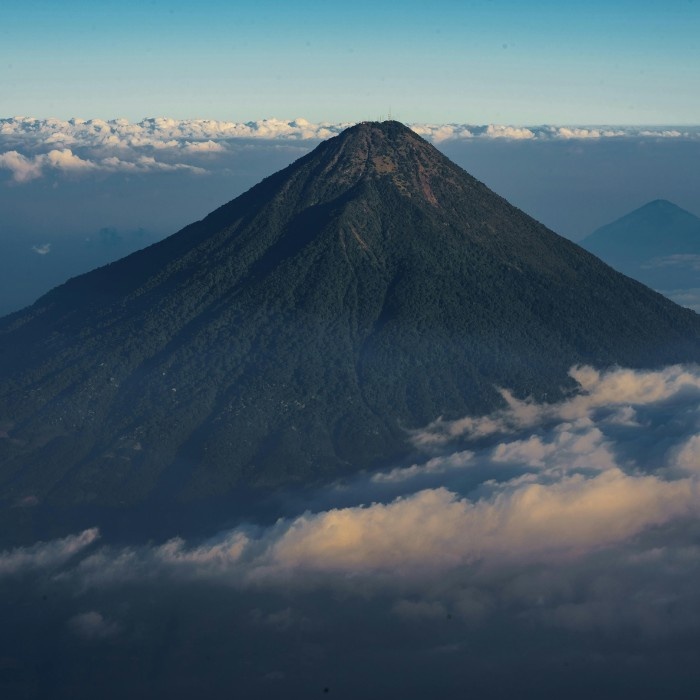 Volcano Views & Hanging Bridges