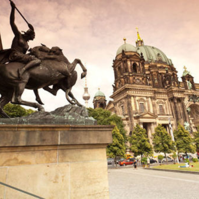 Cruise in the Rhineland and on to Cologne