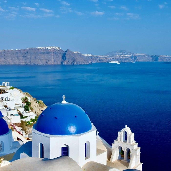  Crete and Santorini