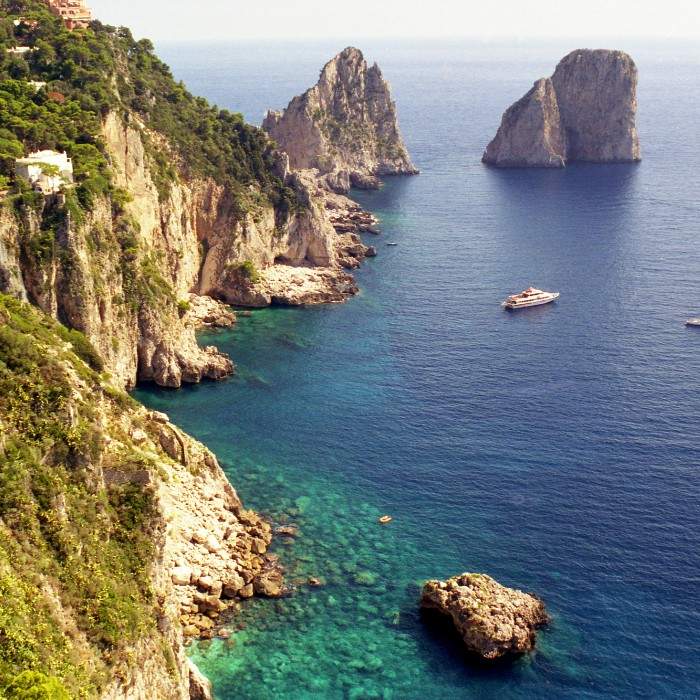Cruise to the Isle of Capri