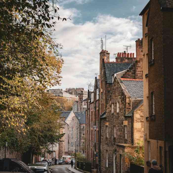  Welcome to Edinburgh