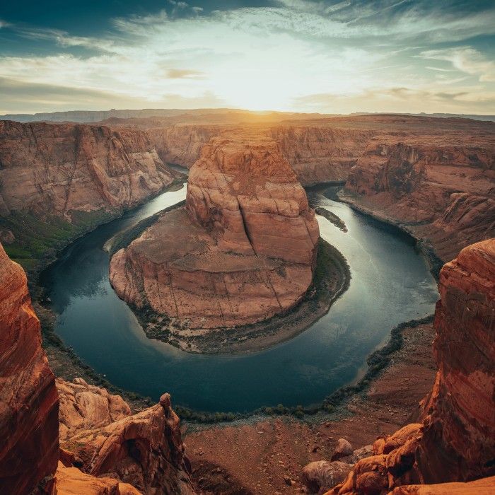 Marvel at Canyon de Chelly and Monument Valley