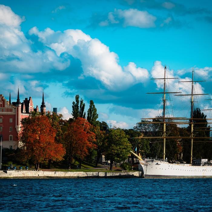  Embark on an Overnight Cruise