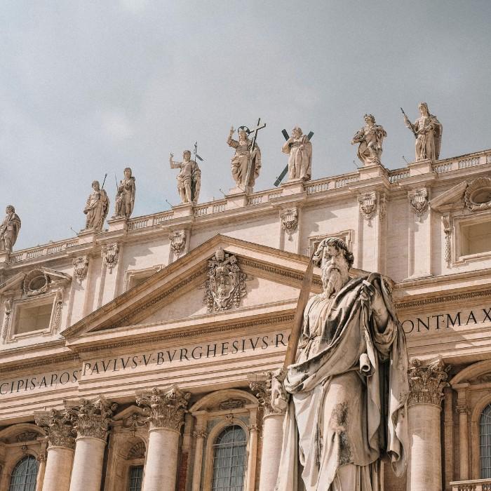  Explore Ancient Rome and the Vatican City
