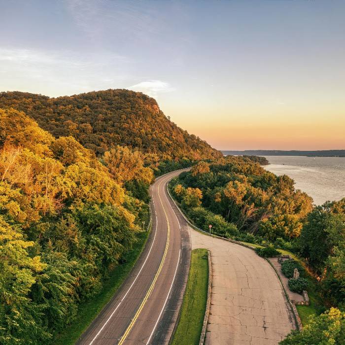 Stowe & the Scenic Kancamagus Highway