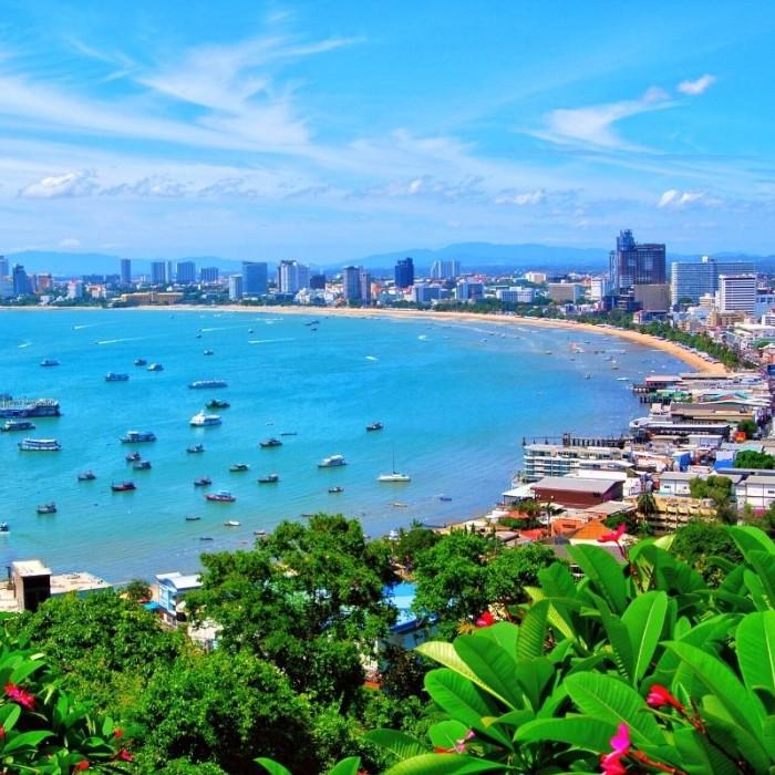 Bangkok – Pattaya | Sky Views & Spectacle Shows