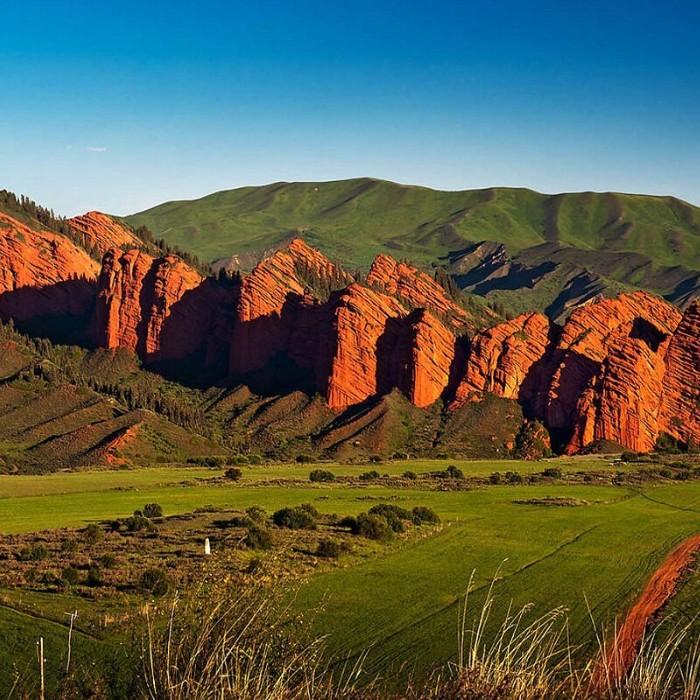 Karakol to Bishkek – Red Cliffs & Eagle Traditions