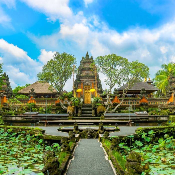 Ubud – Adventure & Sunset Temples