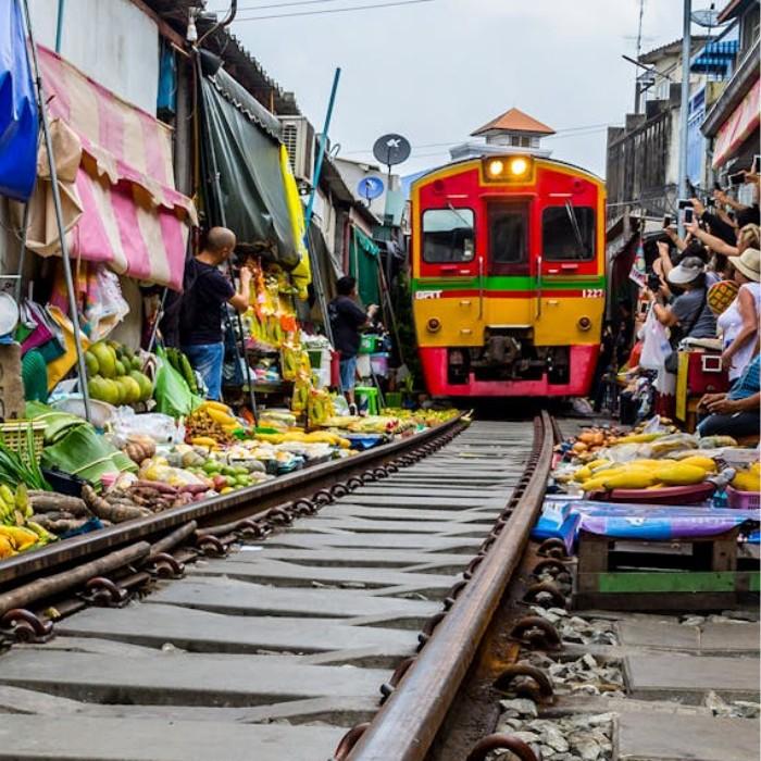Maeklong Railway Market
