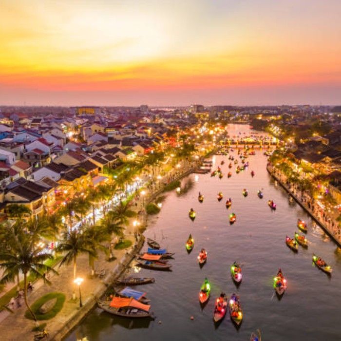 Ba Na Hills & Golden Bridge