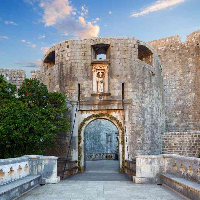 Walking Tour of Dubrovnik
