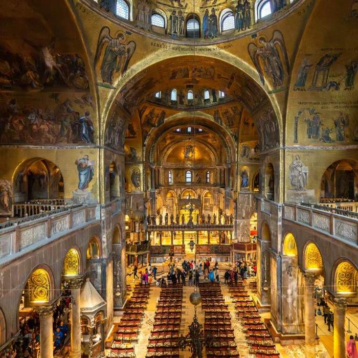 Gondolas & Gothic Palaces 