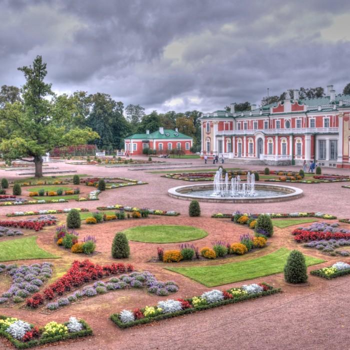 The Intellectual Charm of Tartu 