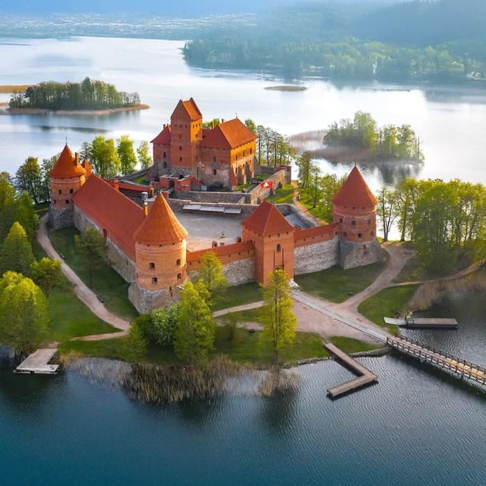 Baroque Splendor in Vilnius 