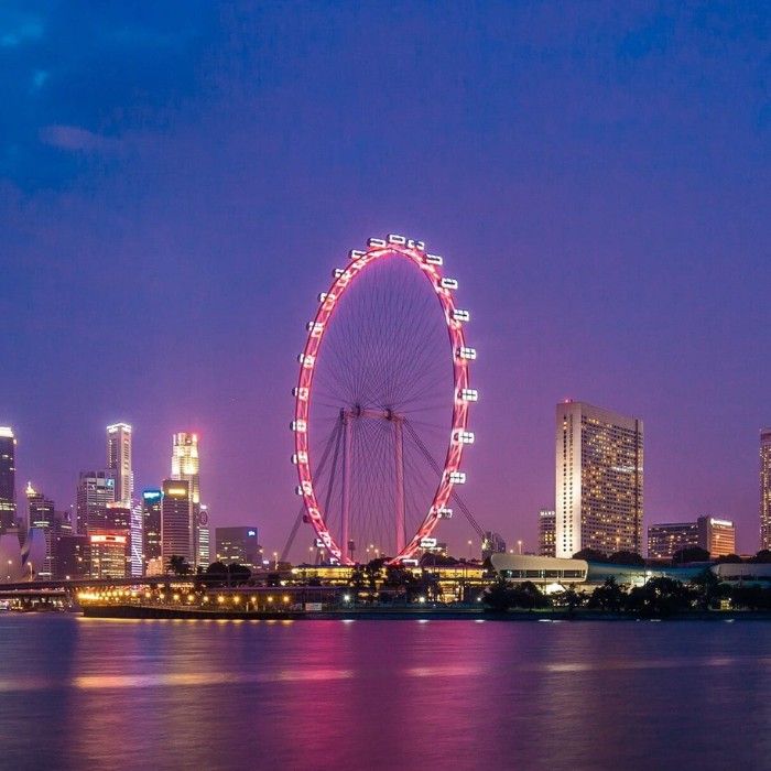 Singapore City Icons & Waterfront Views