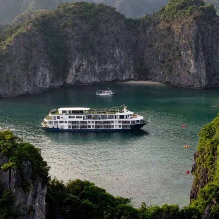 An Emerald Overnight