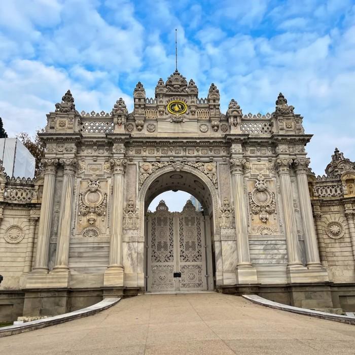 Historic Istanbul Exploration Discover the rich heritage of Sultanahmet, including iconic landmarks, mosques, and vibrant bazaars filled with local crafts and flavors.