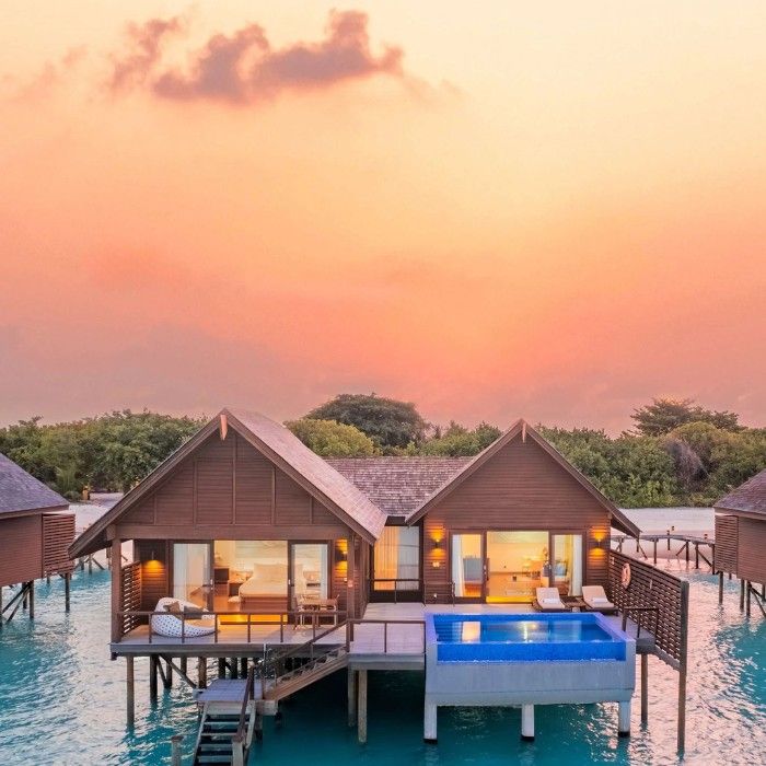 Leisure & Private Pool 