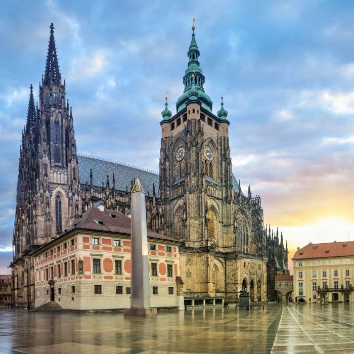 Prague – Iconic Landmarks & Free Time